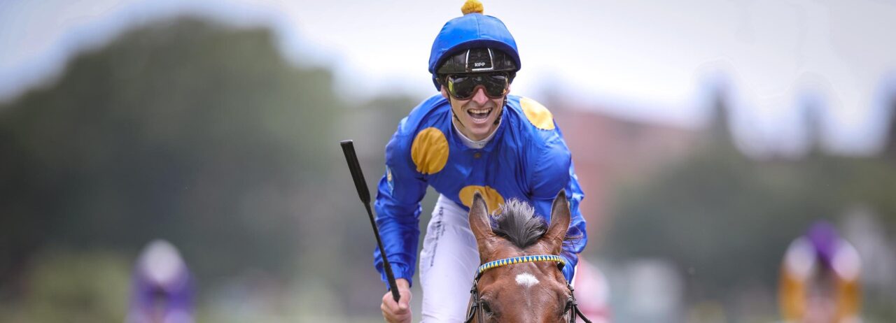 Fantastic Moon siegt unter Rene Piechulek im IDEE 154. Deutsches Derby, Gr.1